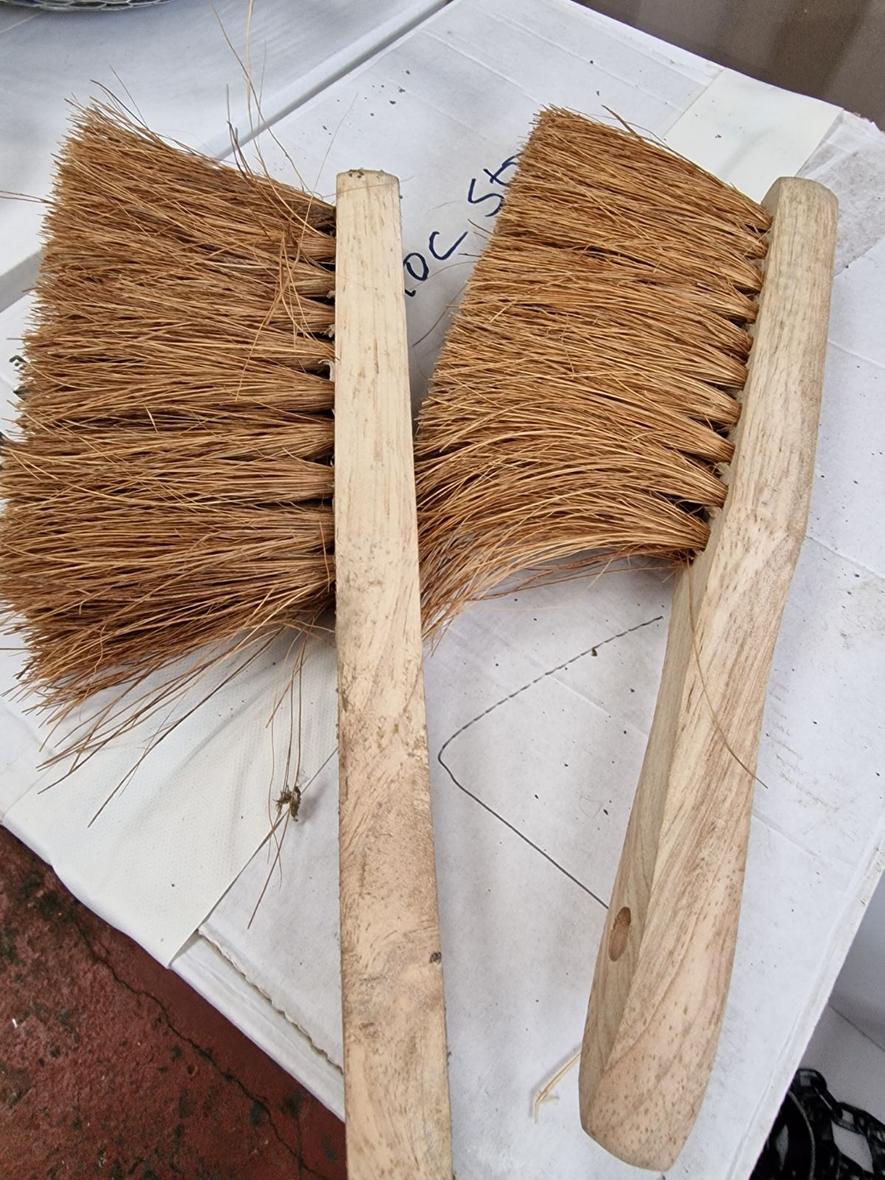 Handbrushes
