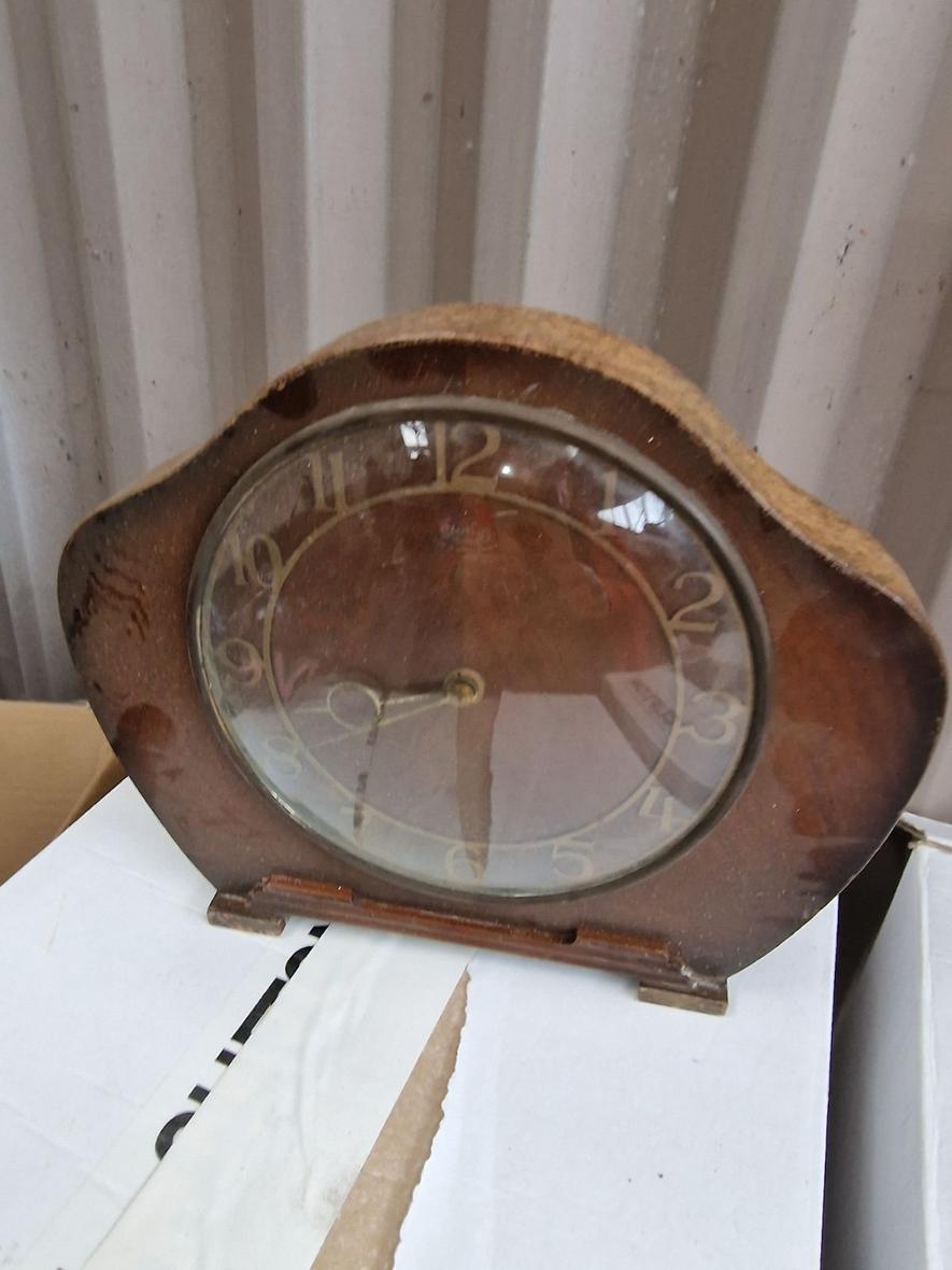 Wooden clock
