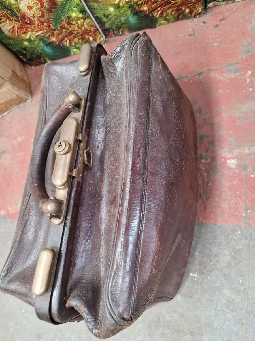 Doctors bag