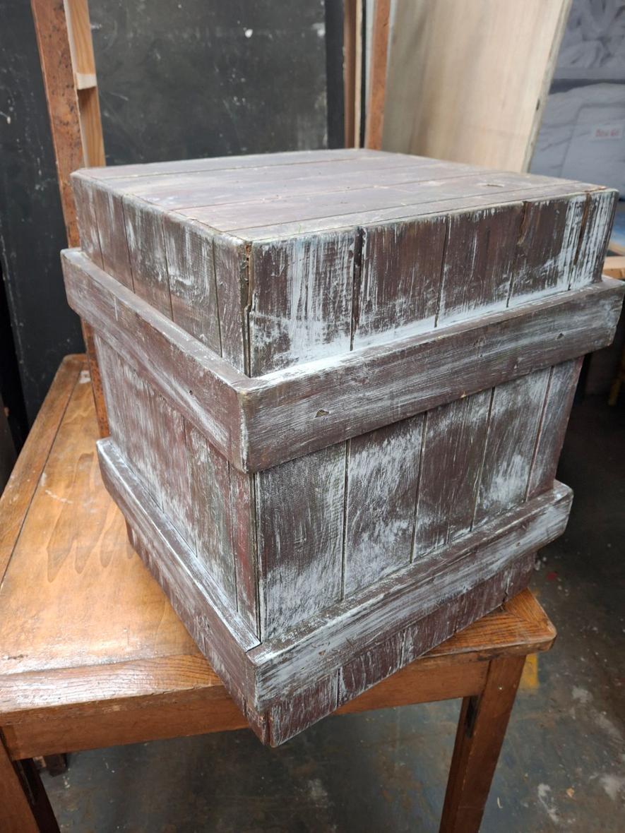 Solid crate