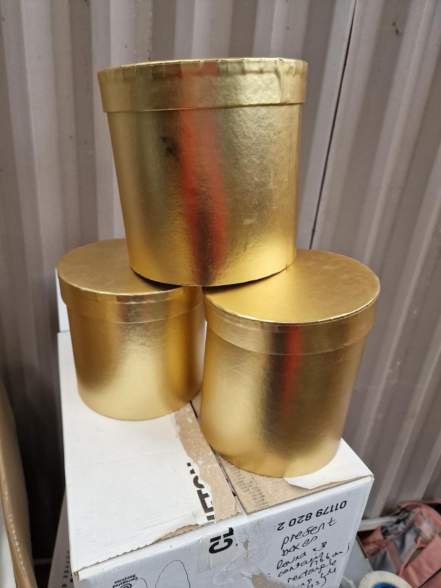 Present boxes