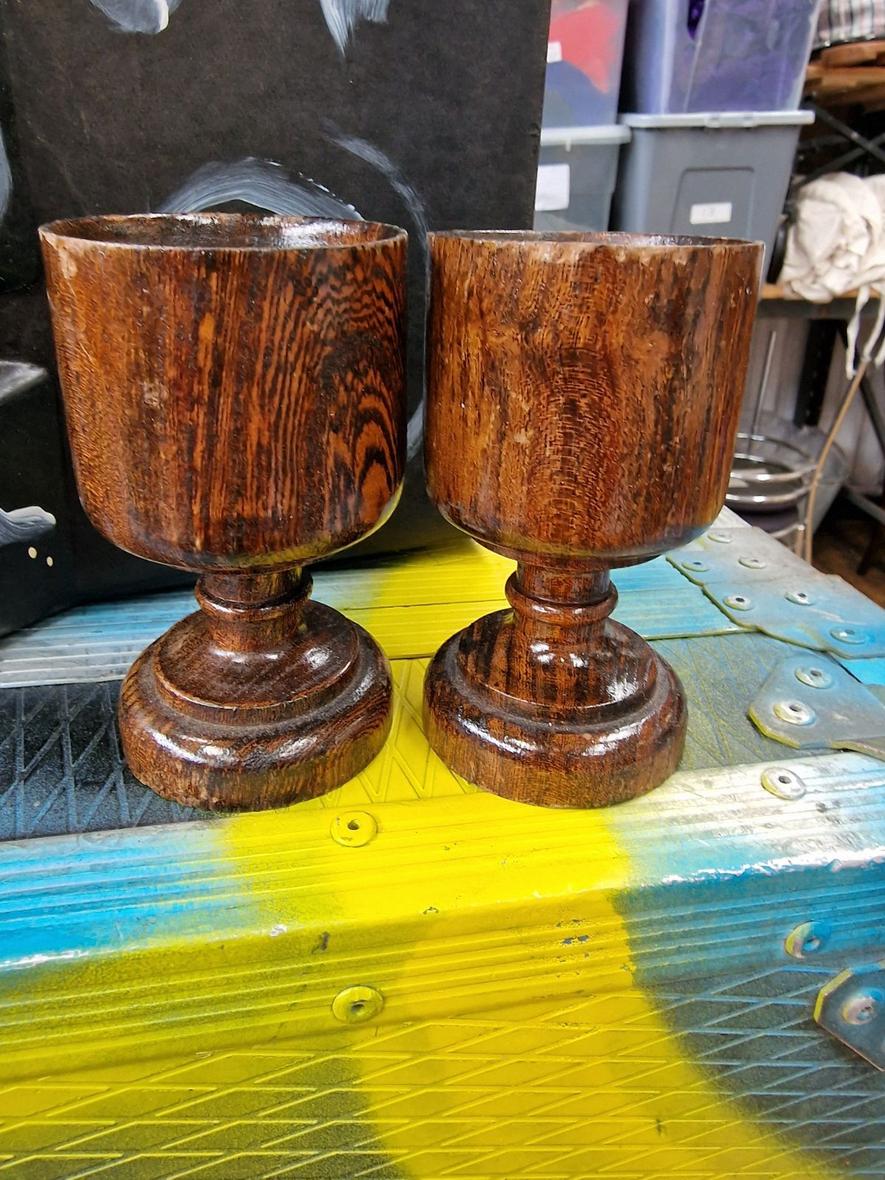 Wooden cups x2