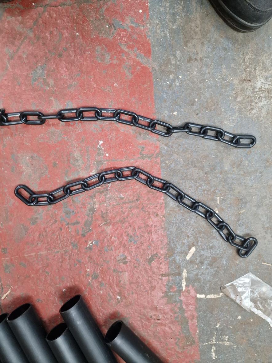 Plastic chain